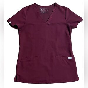💜❤️ FIGS Casma™ Three-Pocket Scrub Top size XXS. Burgundy. EUC